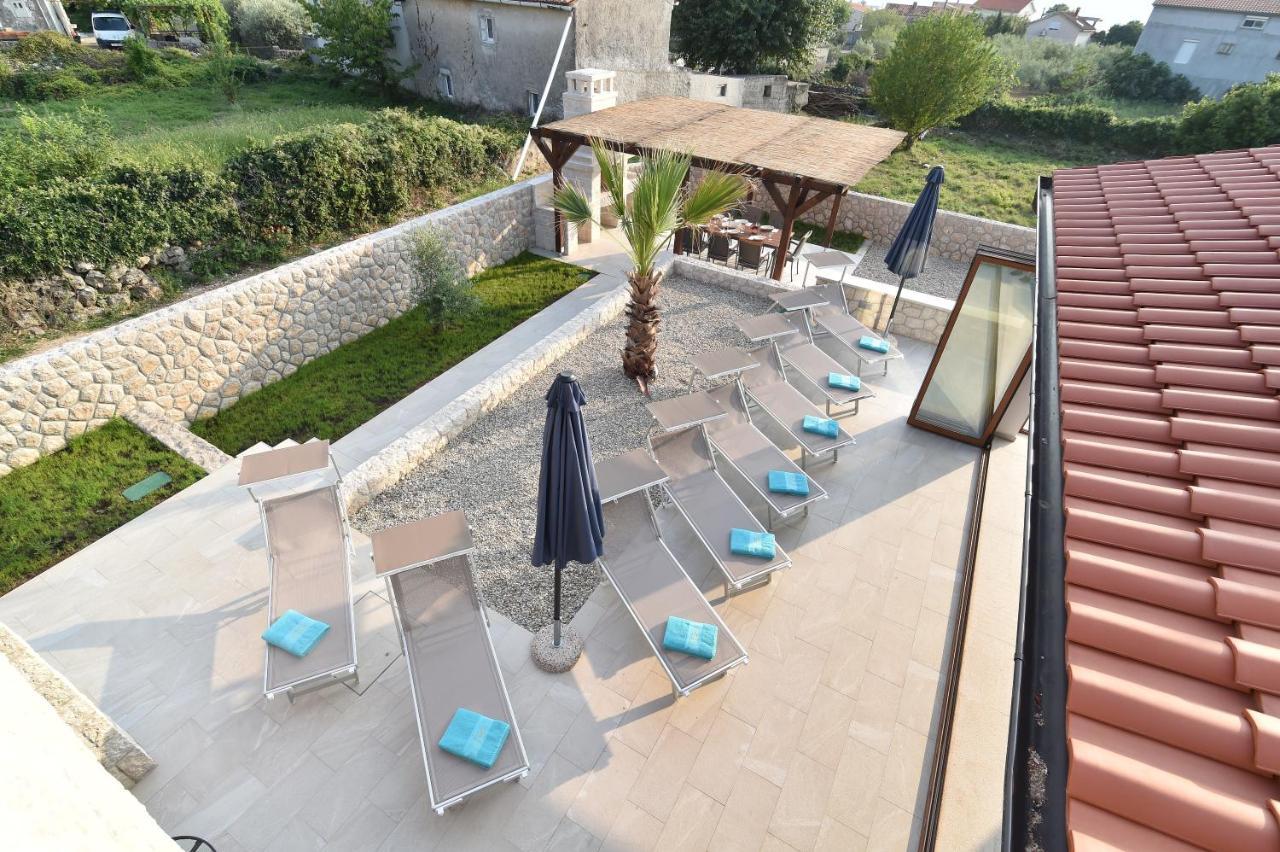 Villa Muskatel -With Heated Pool Brzac Exterior photo