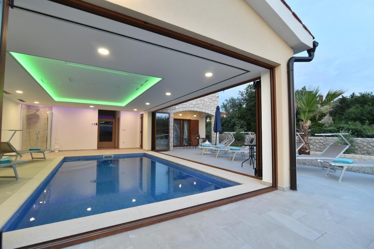 Villa Muskatel -With Heated Pool Brzac Exterior photo
